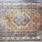 460424 Oriental rug
